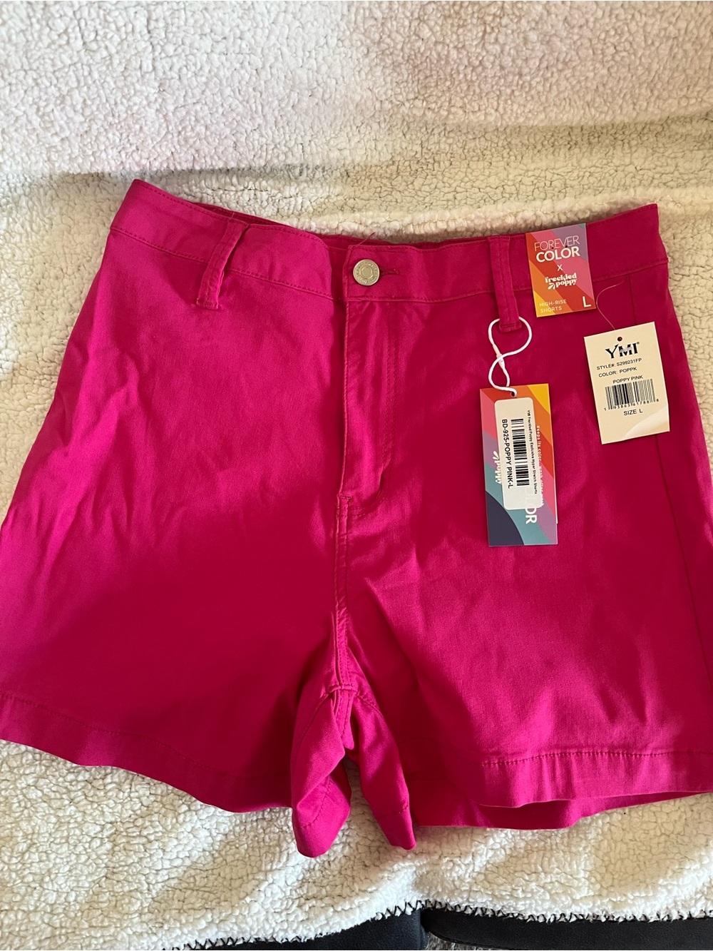 YMI Bright Fuchsia High Waist Women's Shorts brand new w/tags size L